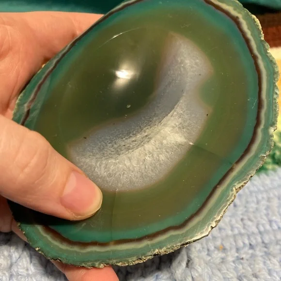 Vintage Green Agate Slice Crystal Geode Rock Piece Decor - Picture 3 of 16